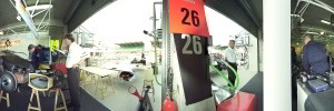 Porsche 25 - 26 in der Box Le Mans 1998
